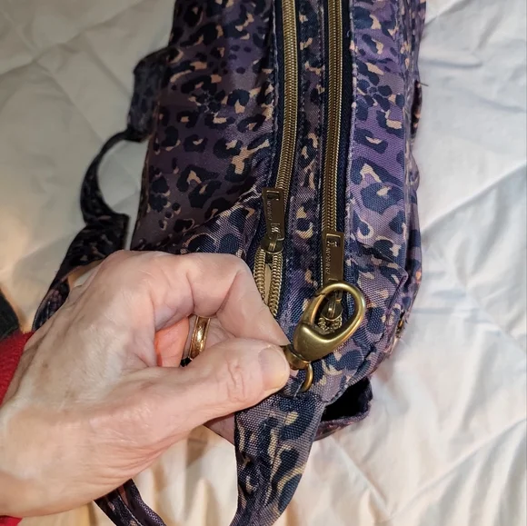 Travelon bag purple leopard print. 9.5x14x5.5" - Picture 3 of 11